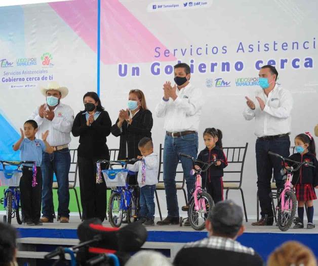 Llevan beneficios hacia Miquihuana Llevan beneficios hacia Miquihuana