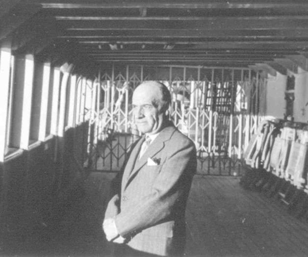 Un puente de 100 años entre España y América Un puente de 100 años entre España y América