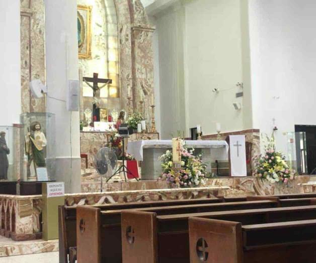 Mantienen templos católicos las puertas abiertas Mantienen templos católicos las puertas abiertas