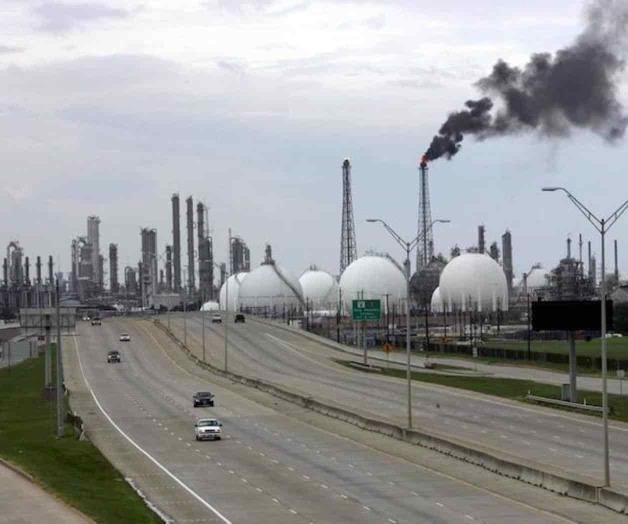 Piden en EU frenar venta de Deer Park Piden en EU frenar venta de Deer Park