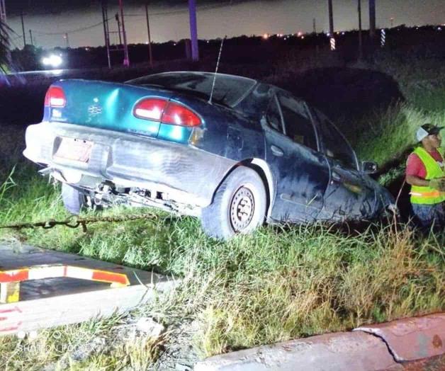 Se le acaba camino y ebrio va a canal en Misiones Se le acaba camino y ebrio va a canal en Misiones