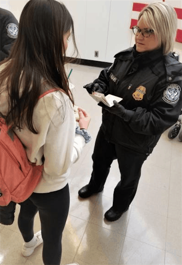 Alerta CBP ante las amenazas biológicas