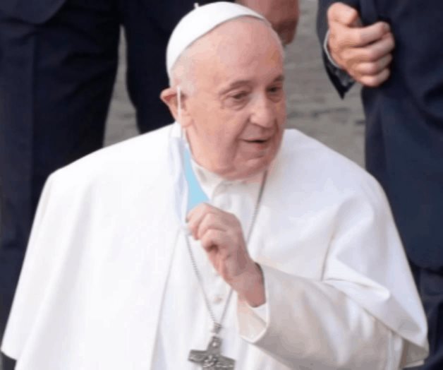 Papa Francisco es llevado a hospital en Roma para ser operado Papa Francisco es llevado a hospital en Roma para ser operado