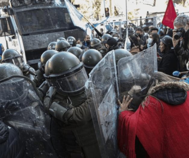 Chile: Protestas marcan inicio de Convención Constitucional Chile: Protestas marcan inicio de Convención Constitucional