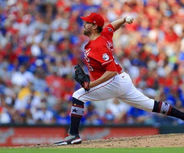 Rojos doblega 3-2 a Cachorros Rojos doblega 3-2 a Cachorros