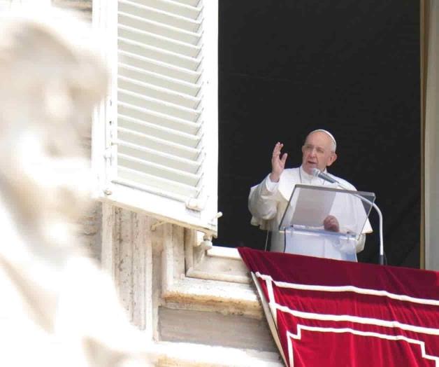 Vaticano: El papa reaccionó bien a cirugía intestinal Vaticano: El papa reaccionó bien a cirugía intestinal