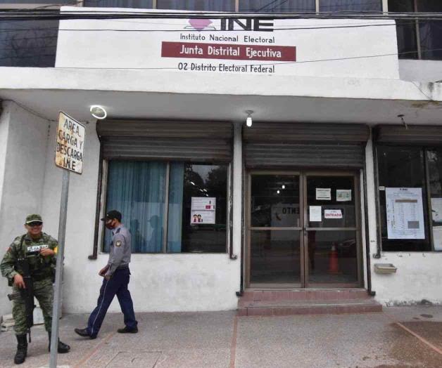 Invitan a tramitar credencial en INE Invitan a tramitar credencial en INE