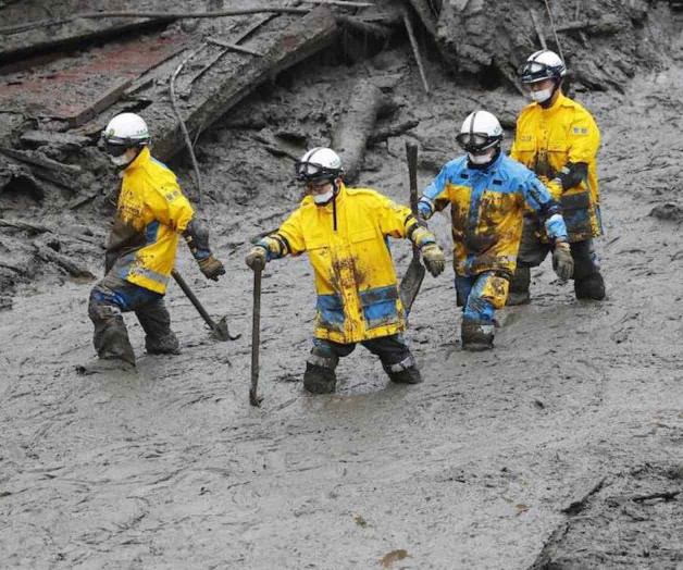 Buscan a víctimas de un alud japonés Buscan a víctimas de un alud japonés