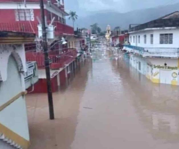 Fuertes lluvias dejan 5 muertos en el sur de México Fuertes lluvias dejan 5 muertos en el sur de México