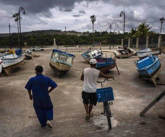 Activan la alerta por huracán Elsa Activan la alerta por huracán Elsa
