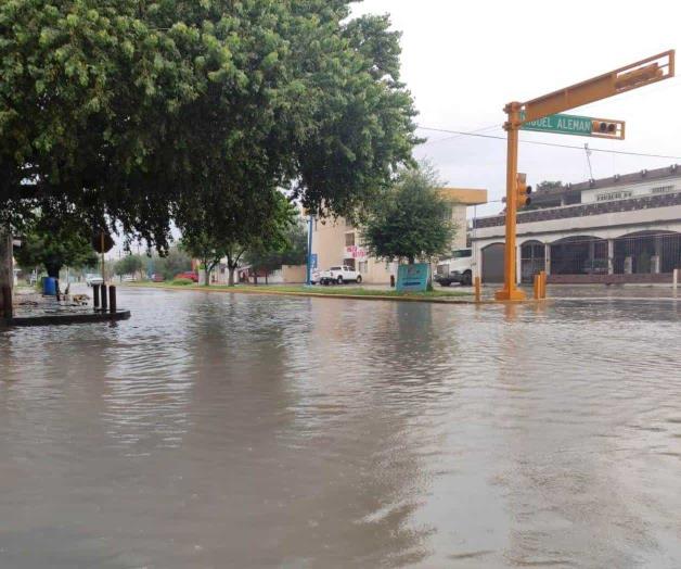 Pegan lluvias al comercio y cosechas Pegan lluvias al comercio y cosechas