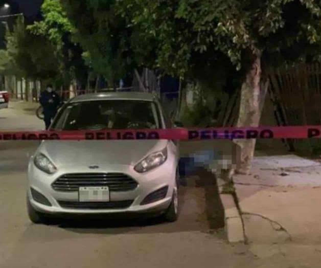 Conductor desarma y mata a ladrón; evita robo de su auto en Edomex Conductor desarma y mata a ladrón; evita robo de su auto en Edomex