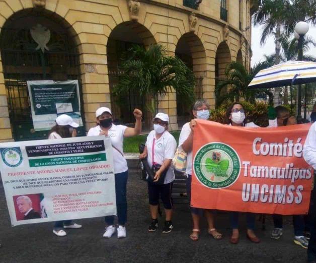 Exigen pago de Afore jubilados y pensionados Exigen pago de Afore jubilados y pensionados
