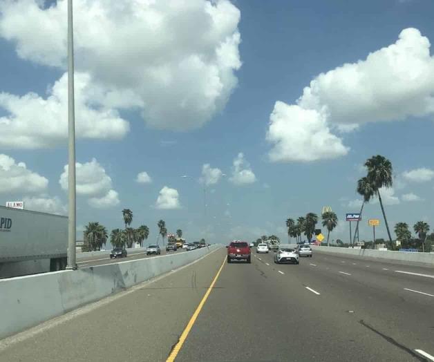 Encarecen gasolina por los viajes de verano Encarecen gasolina por los viajes de verano