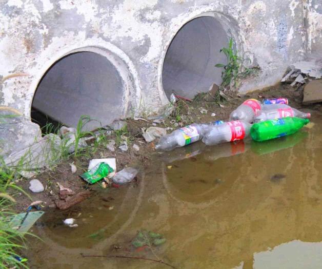 Comapa: ‘Ya no tiren basura en las calles’... Comapa: ‘Ya no tiren basura en las calles’...