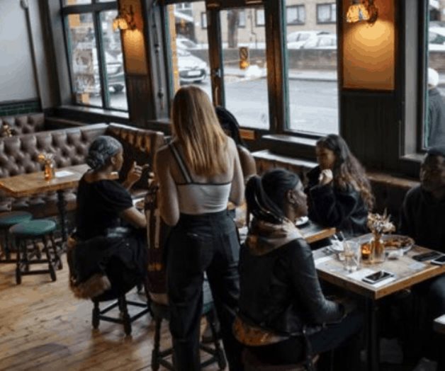 Economía británica crece, pero le falta para reponerse