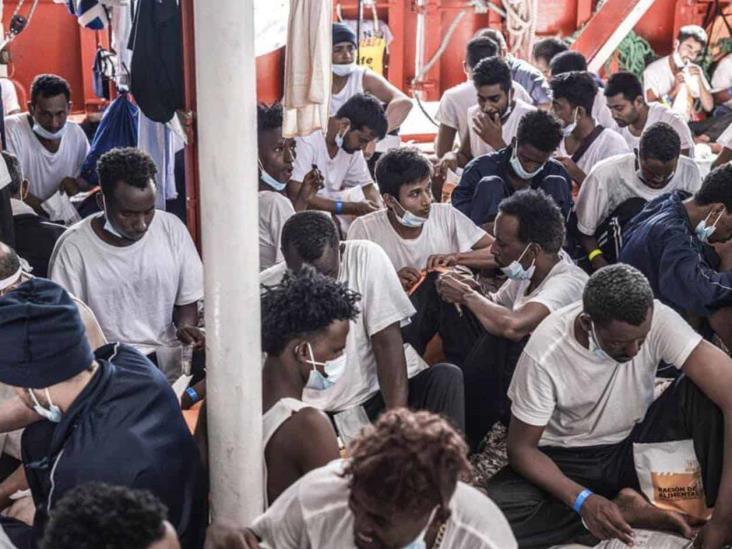 Pide buque atracar en un puerto mediterráneo Pide buque atracar en un puerto mediterráneo