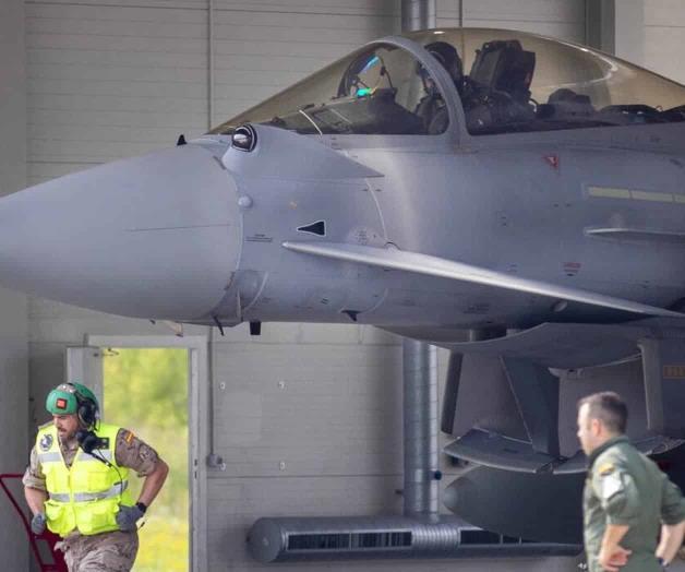 Interrumpen aviones caza conferencia de presidentes Interrumpen aviones caza conferencia de presidentes