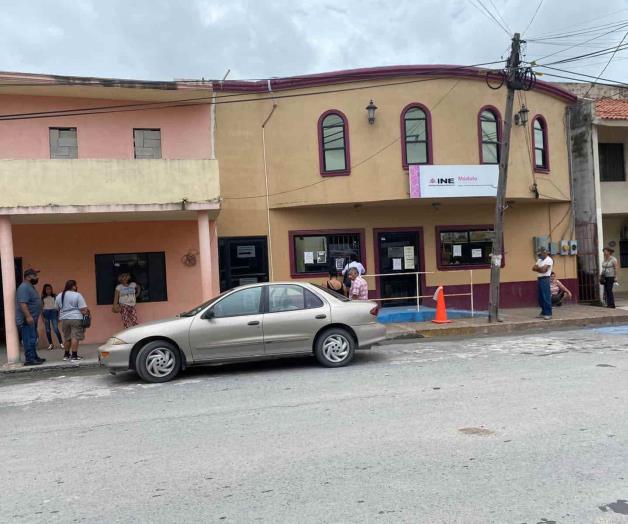 Ocupados hasta el 12 de julio los trámites para credencial de elector Ocupados hasta el 12 de julio los trámites para credencial de elector