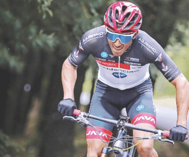 Pedalea Gerardo Ulloa con coraje Pedalea Gerardo Ulloa con coraje