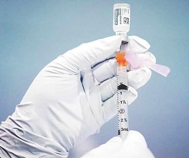 Dosis para viajeros aéreos en Laredo Dosis para viajeros aéreos en Laredo