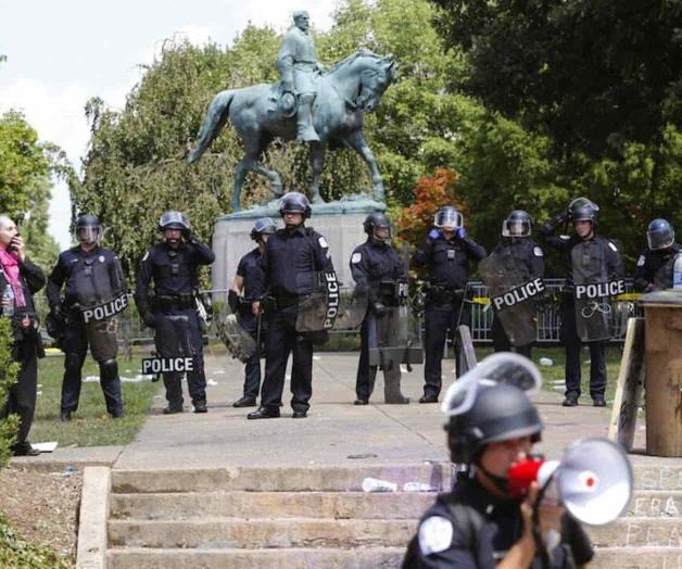 Retiran otra polémica estatua confederada: Esta vez en Virginia