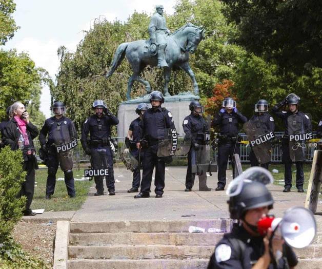EEUU retira otra polémica estatua del ejército confederado