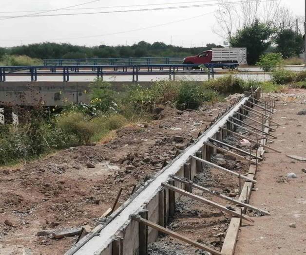 Protegen con cordones dren Lomas de Jarachina Protegen con cordones dren Lomas de Jarachina