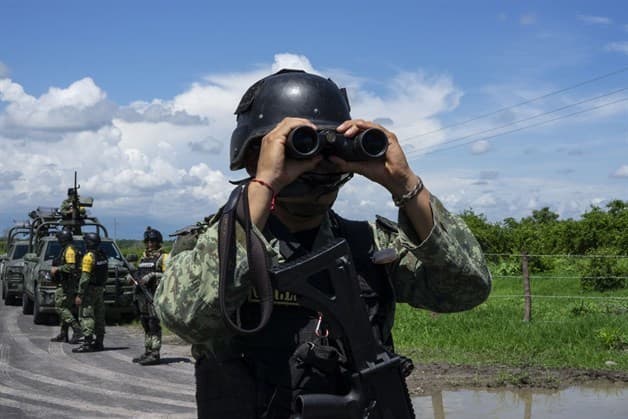 Viaje al territorio narco: Aguililla, el pueblo abandonado por el Estado