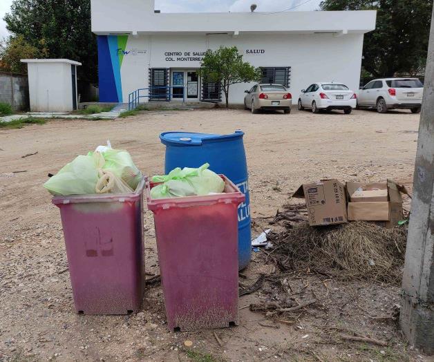 Tiran a la basura los residuos biológicos Tiran a la basura los residuos biológicos