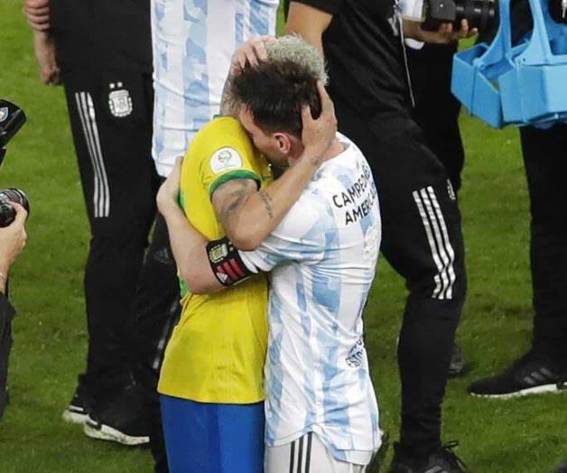 Un Maracaná casi vacío, testigo de nueva debacle Un Maracaná casi vacío, testigo de nueva debacle