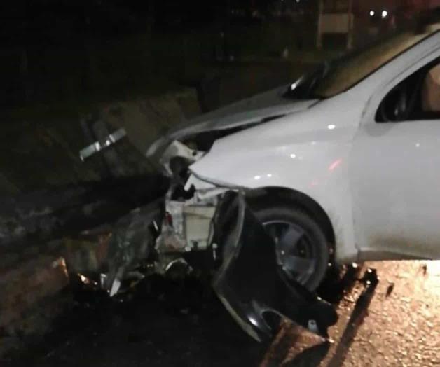 Muro de contención le salva la vida al chocar Muro de contención le salva la vida al chocar