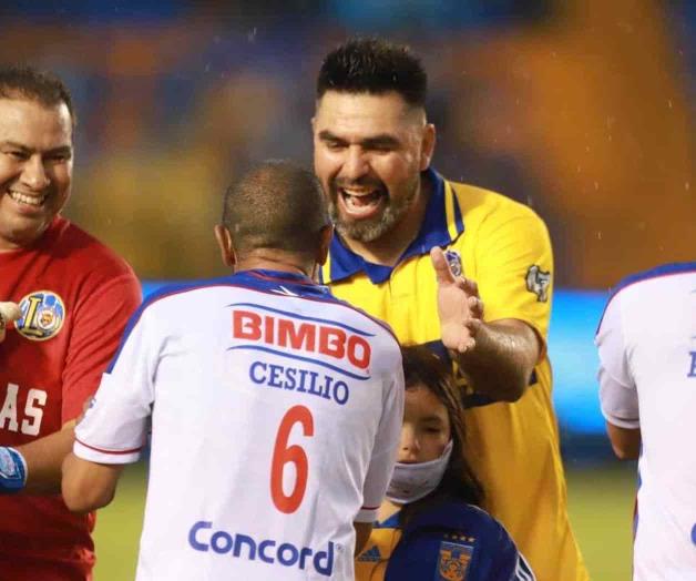 Vencen leyendas de Tigres al América