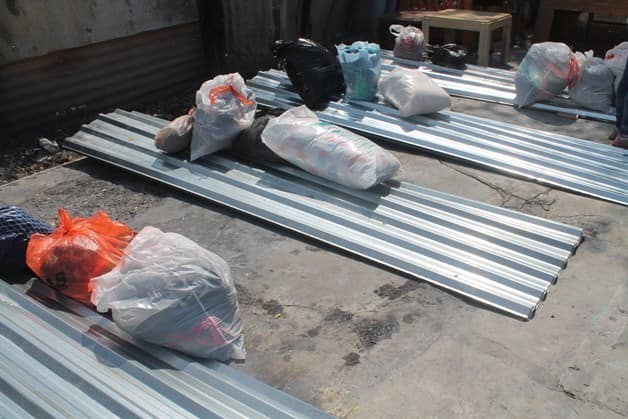 Volver a empezar; familias pierden todo tras las lluvias