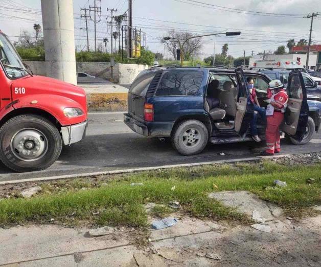 Camión embiste a familia Camión embiste a familia
