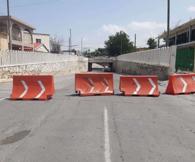 Cierran paso a desnivel número 2 