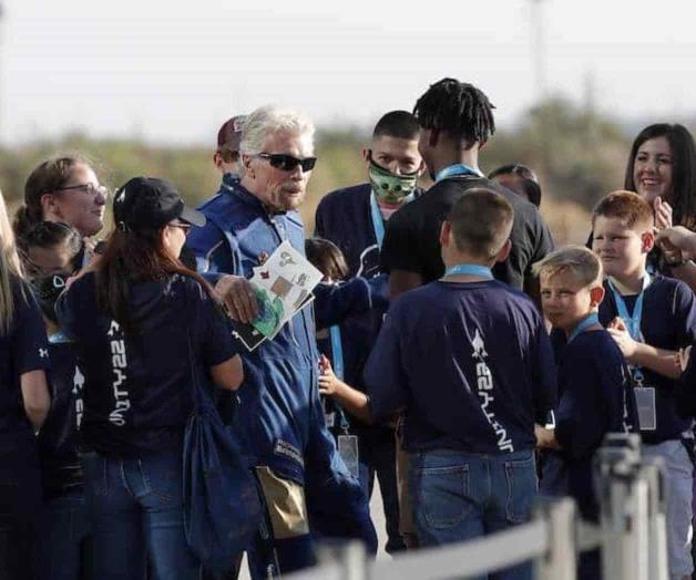 Viaja al espacio en propio cohete