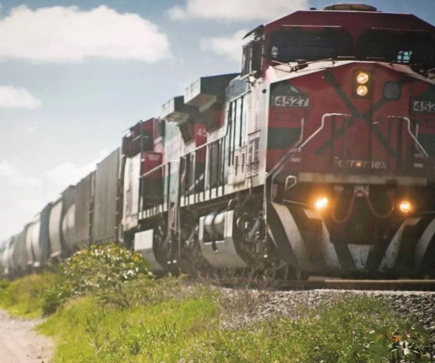 Va 4T por ferrocarril para Dos Bocas Va 4T por ferrocarril para Dos Bocas