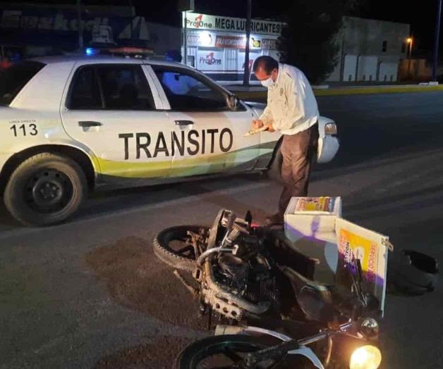 Resulta repartidor lesionado en accidente vial Resulta repartidor lesionado en accidente vial