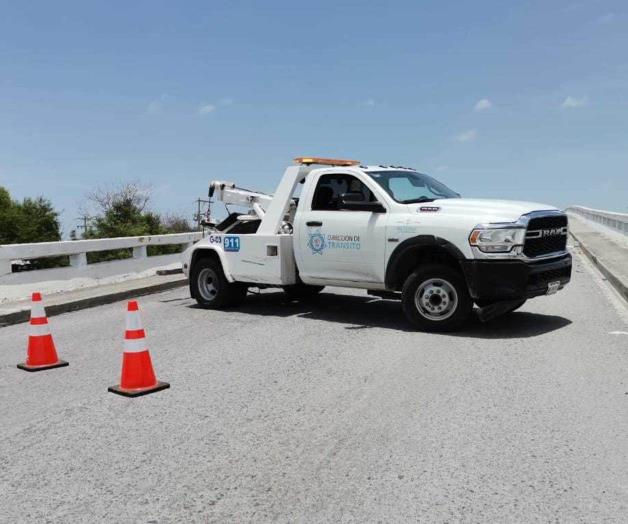 Operativo vial en zonas inundadas Operativo vial en zonas inundadas