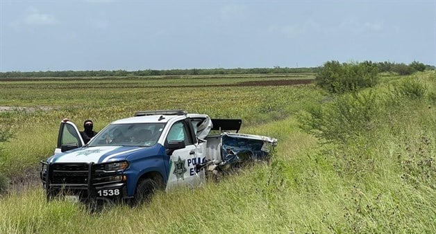 Embiste tráiler patrulla: un muerto