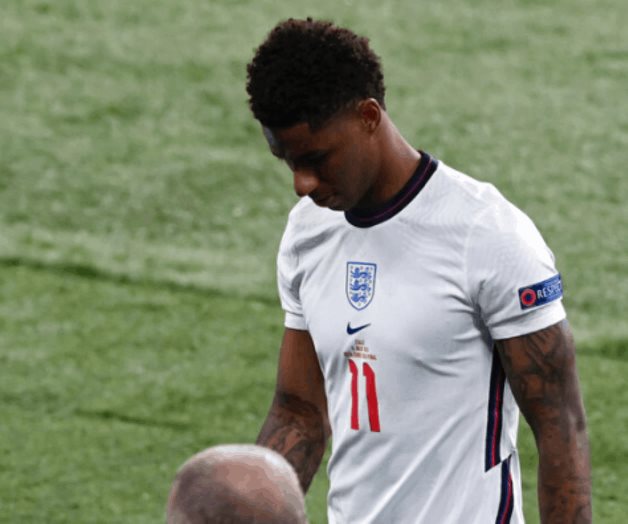 Se expresa tras ataques de racismo Se expresa tras ataques de racismo