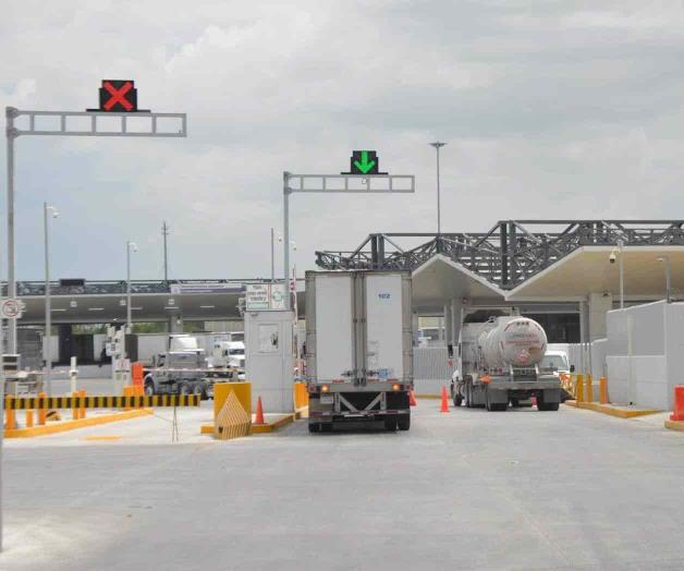 Ofrecen apoyo a transportistas Ofrecen apoyo a transportistas