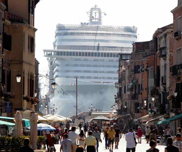 Los grandes cruceros ya no entrarán al corazón de Venecia Los grandes cruceros ya no entrarán al corazón de Venecia