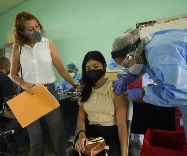 Comienza vacunación Comienza vacunación