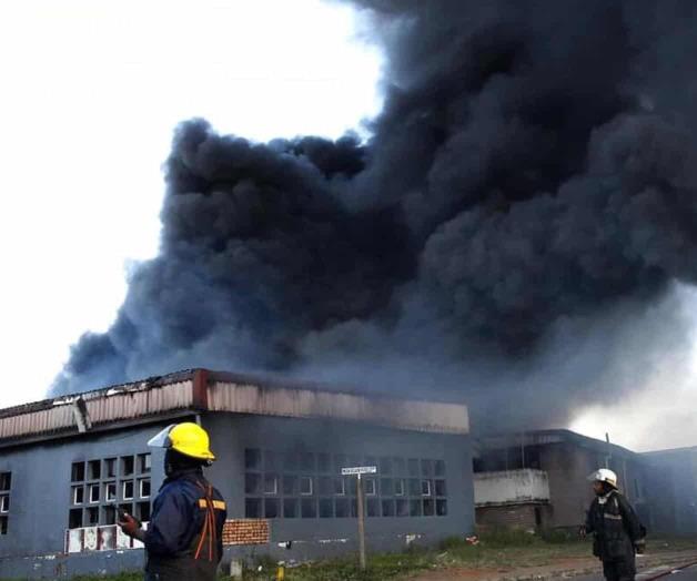Enfrenta disturbios tras arresto de expresidente