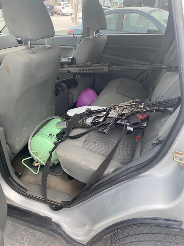 ¡Están a piedra y lodo! ¡Están a piedra y lodo!