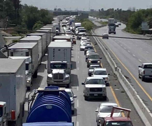 Estrangulan carretera a Reynosa Estrangulan carretera a Reynosa