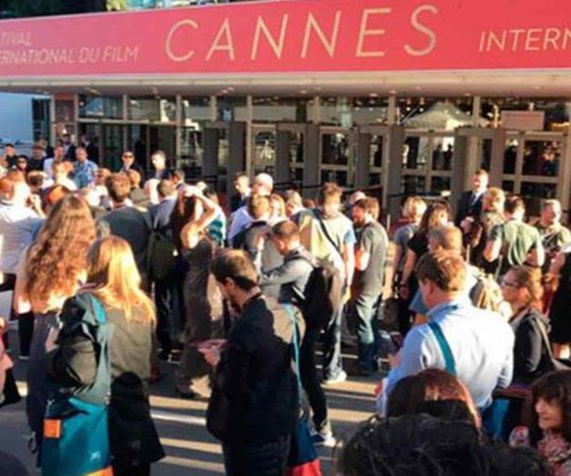 Evacuan Cannes