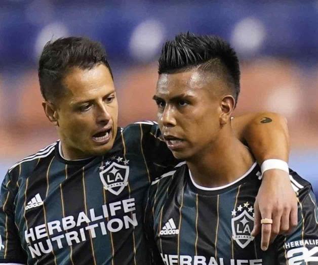 LA Galaxy amarra por dos años más al mexicano Efraín Álvarez